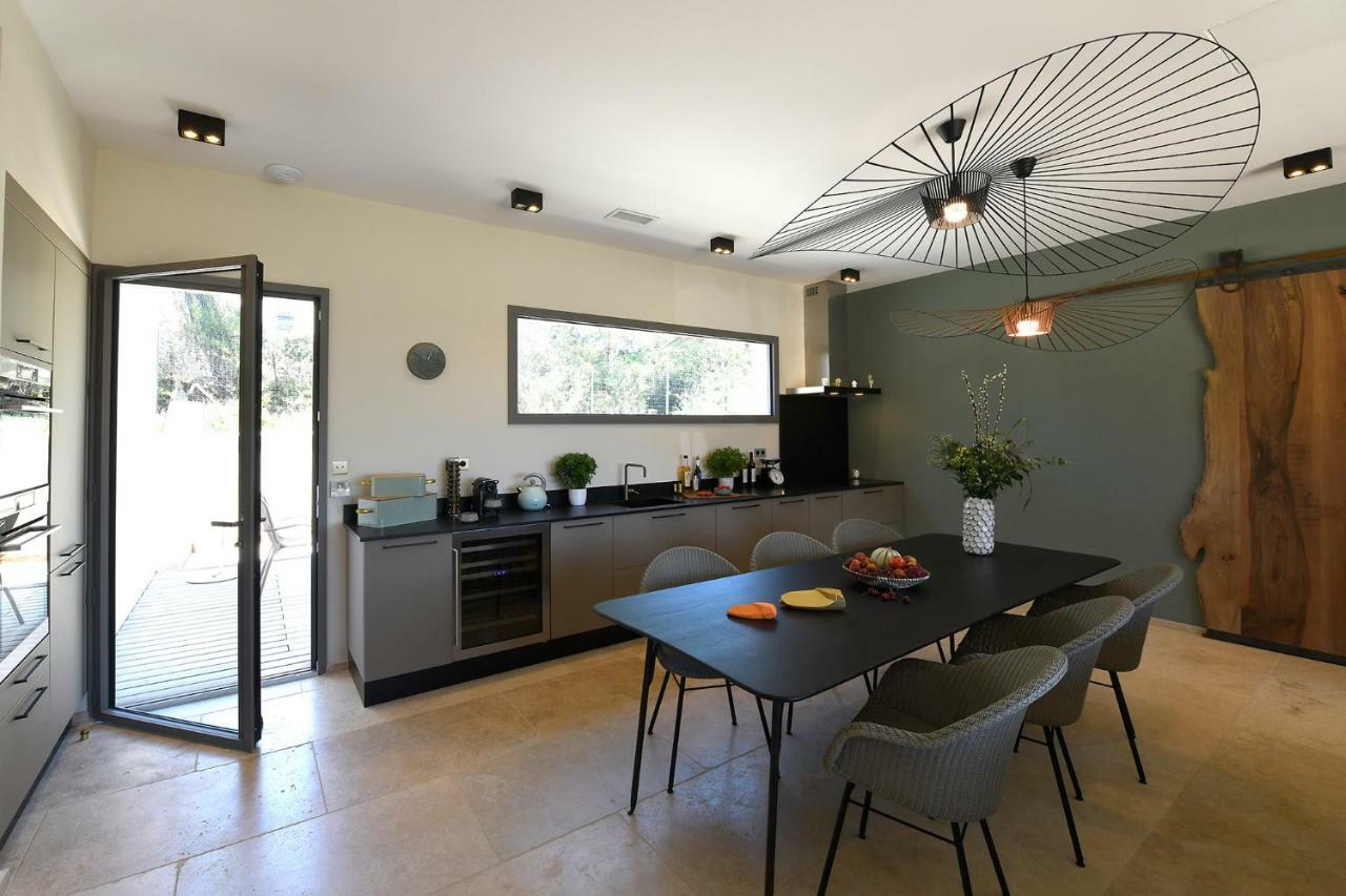 Les Loges En Provence "Villa Garrigue" Вильнёв-ле-Авиньон Экстерьер фото