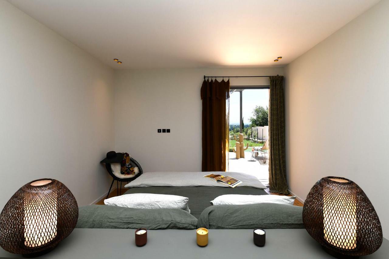 Les Loges En Provence "Villa Garrigue" Вильнёв-ле-Авиньон Экстерьер фото